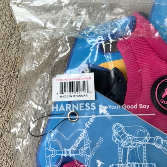 Gooby Escape-free Sport Harness for Medium dog 14.25-21.5in chest Barbie Pink - Picture 8 of 9